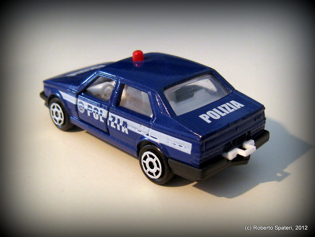 Majorette Alfa Romeo 75 (n.271)